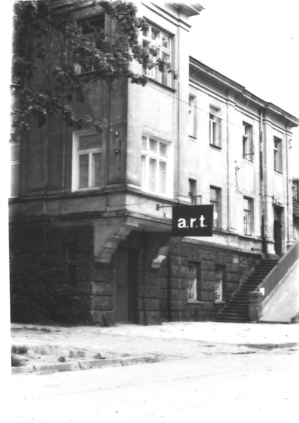 <span class="tytul">Sztuka i przedsiębiorczość</span> <div class="block-podtytul">Galeria a.r.t. Jacka Markiewicza jako pole spekulacji</div>